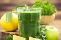 10 thực phẩm người bị mỡ máu cao nên ăn, từ 5.000 đồng có thể mua, có loại còn mọc dại đầy vườn