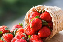 Điểm danh các loại rau quả có nguy cơ cao nhiễm hóa chất vĩnh cửu