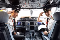 Phi công hãng hàng không nào của Mỹ được trả lương "khủng" nhất?