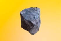 Tảng đá từng rời bỏ Trái Đất chục nghìn năm, bất ngờ tái xuất