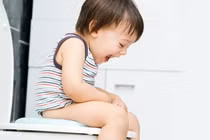 Phình đại tràng bẩm sinh gây táo bón và dấu hiệu nhận biết