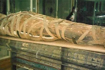 Phát hiện 3 xác ướp Ai Cập nằm trong nhau, hoảng hồn sự thật 