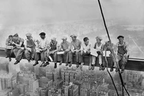 Sự thật về bức ảnh lừng danh 'Bữa trưa trên tòa nhà chọc trời' 