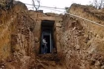 Khai quật mộ cổ, một thứ cực độc tuyệt đối không được động vào