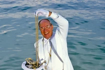 Đi lặn biển, bất ngờ phát hiện kho vàng khủng trong xác tàu đắm