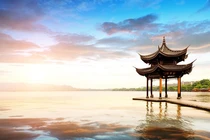 Top 8 hồ nước đẹp như 'tiên cảnh' trần gian, ai đến cũng mê