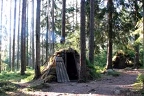 Lạ lùng khách sạn 'xấu' nhất thế giới nhưng cực hút khách 