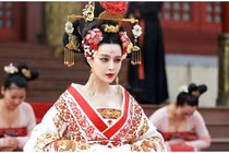 AI khôi phục chân dung Võ Tắc Thiên, nhan sắc xứng đáng phong thần