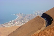 Kỳ lạ thành phố không hề có mưa suốt 400 năm