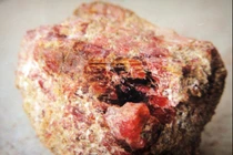 Viên đá quý lớn nhất Việt Nam từng làm chấn động giới khoa học