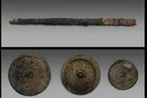 Choáng ngợp trước những hiện vật trong ngôi mộ xa hoa 1.800 năm tuổi