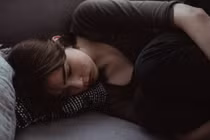  Bạn trai muốn tôi giấu quá khứ một đời chồng với gia đình anh ấy