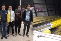 5 công nhân rủ nhau trộm cắp tài sản của công ty ở Hà Nội