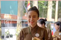  Angela Phương Trinh bị "ném đá tơi tả" với lời nhắc fan: "Ham chơi thì hao tổn phước đức"