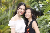 Con gái 19 tuổi xinh đẹp, hiếu thảo của MC Thanh Mai