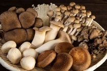  Ít người biết đến 5 loại rau càng nấu chín càng giàu canxi