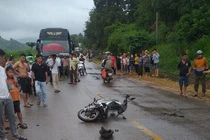Sơn La: Xe máy va chạm xe tải trên quốc lộ, 1 người tử vong