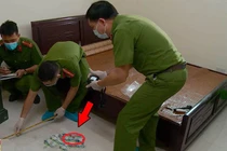 Hành trình phá án: Hé lộ bí mật kinh hoàng từ chiếc quần đùi dính máu