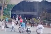 Video: Hai băng nhóm hỗn chiến náo động phố phường