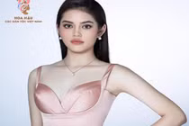 Cô gái Chăm gây chú ý vì vẻ đẹp lạ với gương mặt “sắc như dao cau“