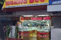 Vụ cướp tiệm vàng ở TP Huế: Người nhặt được vàng không trả, xử sao?