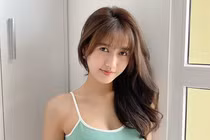 Đến cả nàng thơ cũng gợi cảm đến ngẩn ngơ thế này!