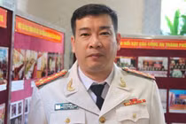 Cựu Trưởng Công an quận Tây Hồ bị truy tố tội nhận hối lộ