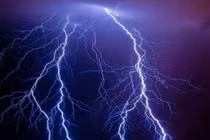 Ninh Bình: Gia cảnh người phụ nữ bị sét đánh tử vong ở bãi nuôi ngao