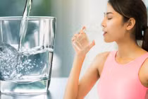 3 thời điểm này nên tránh uống nước kẻo lợi bất cập hại