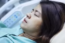 Cô gái 29 tuổi qua đời do ung thư vì sai lầm khi giặt đồ lót