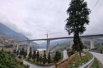 Chiêm ngưỡng cầu cạn Móng Sến có trụ cầu cao nhất Việt Nam