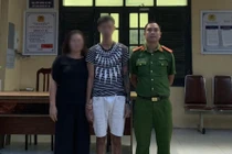 Cảm động bức thư người mẹ có con trai định nhảy cầu Thăng Long