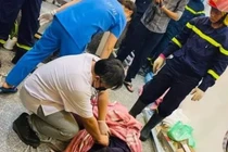 Vụ rơi thang máy khiến 2 người chết ở Hà Nội: Chủ nhà có bị liên đới?