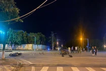 Hoà Bình: Xe máy va chạm với ô tô, 1 thanh niên tử vong