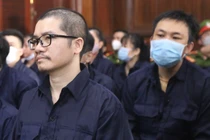 Xét xử vụ Alibaba: Ra tòa, Nguyễn Thái Luyện vẫn phát ngôn sốc 