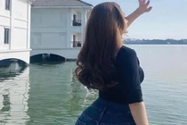 2 cô gái Việt nổi bật hơn người nhờ khung xương chậu hiếm có