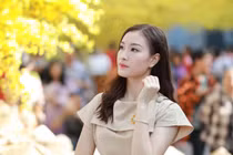 Ngắm vẻ đẹp vạn người mê của hoa khôi bóng chuyền Kim Thanh