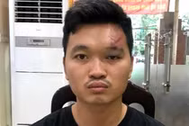 Hà Nội: Bắt nam thanh niên vào chung cư trộm IC xe máy tay ga