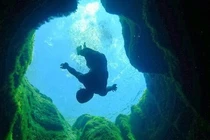 Kinh hoàng “hố không đáy” đoạt mạng 300 người trong nháy mắt 