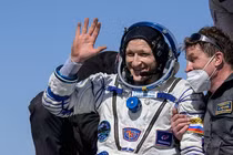 Gian nan con đường trở thành phi hành gia của NASA