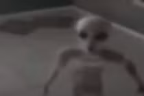 Rộ clip người ngoài hành tinh bị bắt giữ, chuyên gia giải mã chấn động 