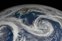 Giật mình nghịch lý "bầu trời sụp dần" khi Trái Đất nóng lên 