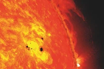 Mặt trời xuất hiện nhiều vết đen, chuyên gia lý giải gì?