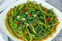 Loại rau rẻ bèo, ở Việt Nam mọc đầy ao nhưng ở Mỹ cấm trồng 