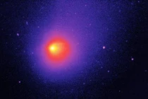 Bắt quả tang “núi lửa ngược đời” đang phun trào trên bầu trời