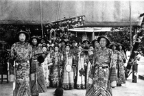 Vén màn bí ẩn lời nguyền đáng sợ đeo bám nhà Thanh 