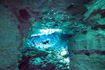 Bí ẩn “hang động cười”: Nơi người ngoài hành tinh trú ẩn? 