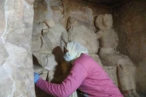 Mở lăng mộ hai quan chức Ai Cập cổ đại, bất ngờ thấy cảnh này