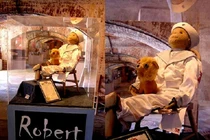 Ám ảnh cổ vật mang lời nguyền chết chóc đáng sợ nhất hành tinh 