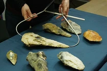 Kinh ngạc kho báu 300.000 năm của “người khổng lồ” cổ đại